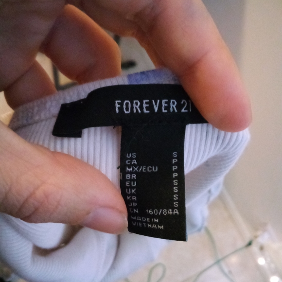 Forever 21 Cute Ruffle Scrunch Strap Tank Crop Top Ribbed Floral Lavender Small - Picture 4 of 8